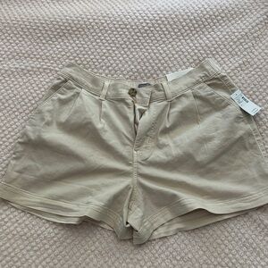 Maurices Light Tan Shorts size 12
